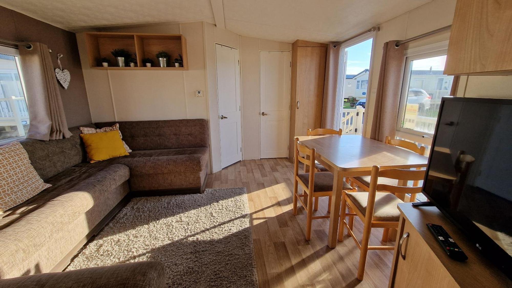 דיימצ'רץ' Sea Haven - 4 Bedroom Static Near The Beach מראה חיצוני תמונה